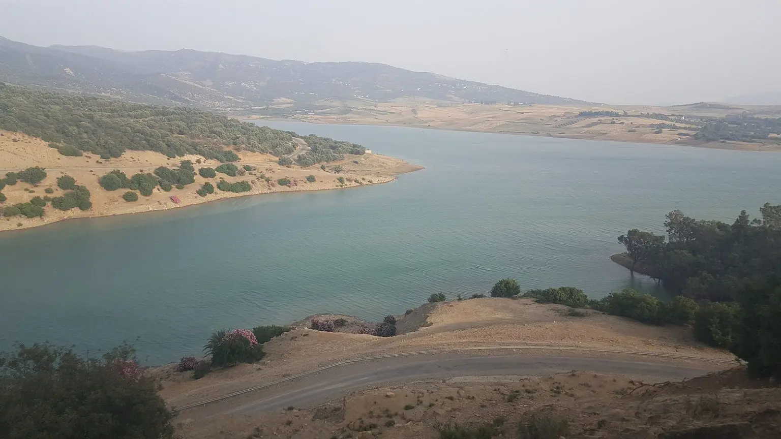 Al Wahda Dam in Morocco. Photo Credit: Alaa Fassi via wikimedia.