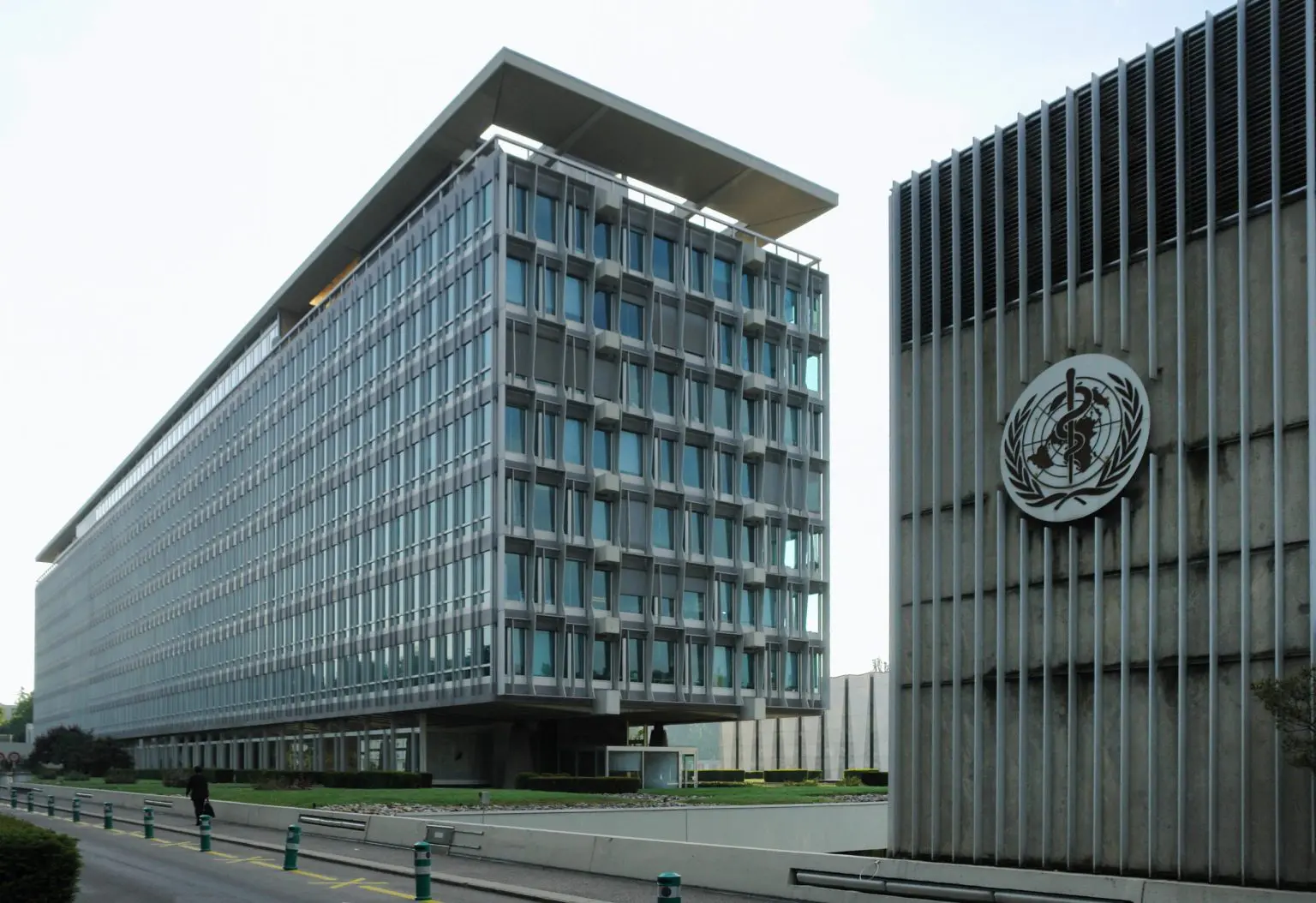 World Health Organisation headquarters, Geneva, north and west sides 2007. © Yann Forget / Wikimedia