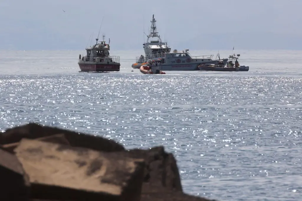 Luxury Superyacht Sinks Off Sicily Coast